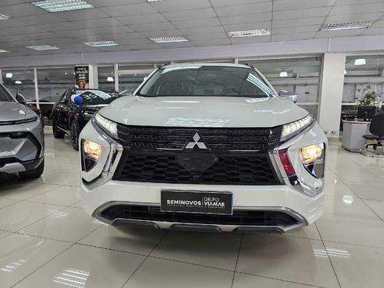 MITSUBISHI ECLIPSE CROSS 1.5 MIVEC TURBO GASOLINA RUSH CVT MITSUBISHI ECLIPSE CROSS 1.5 MIVEC TURBO GASOLINA RUSH CVT